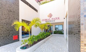 Apartamento básico | Detalhe da fachada