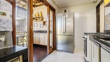 Basic Apartment | Private kitchen