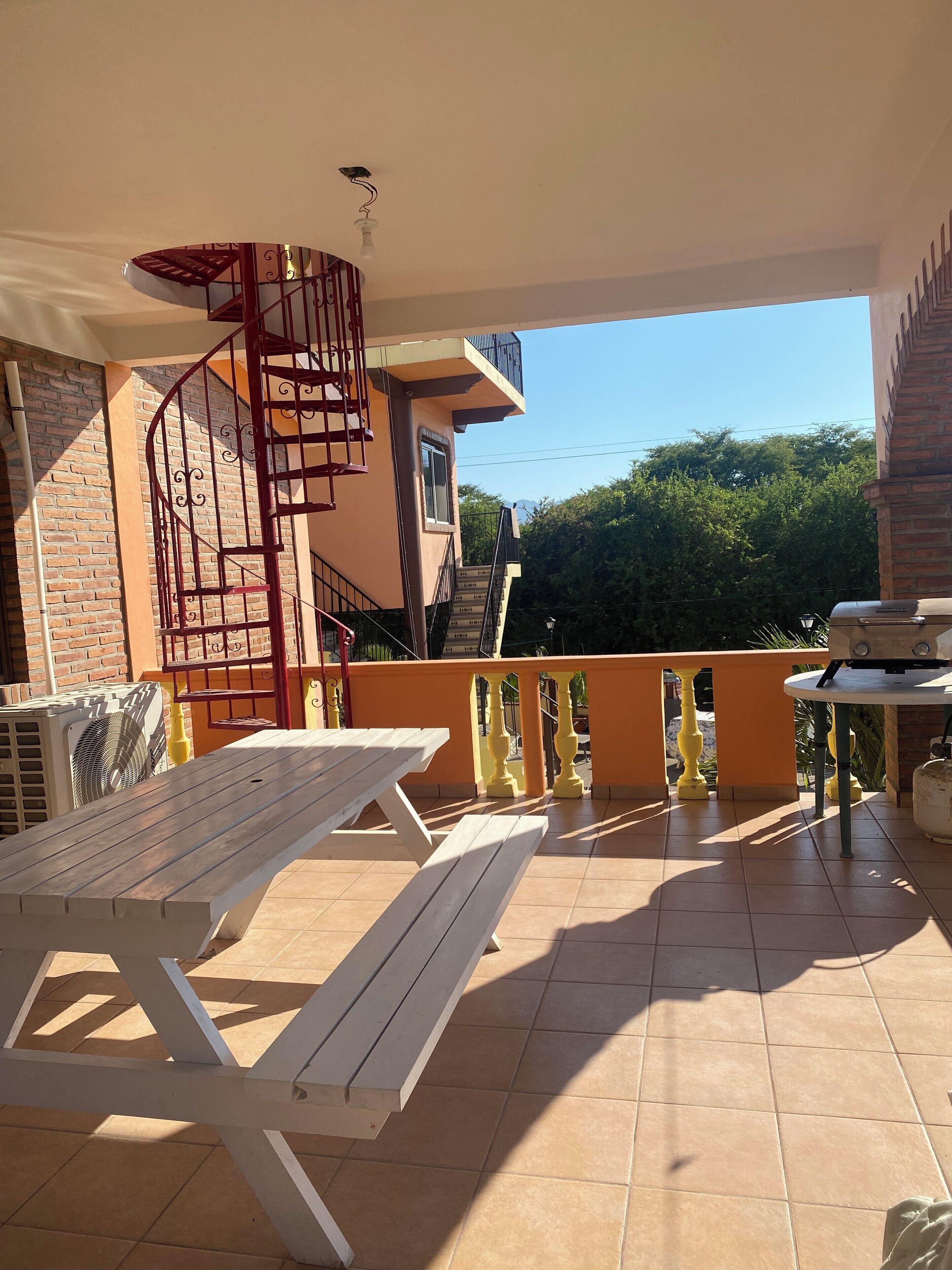 Nacar - 2 BDRM Suite | Terrace/patio