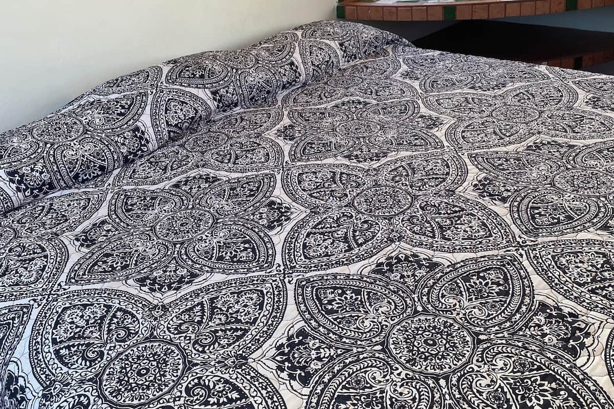 Brisa Marina - Studio Suite | Individually furnished, free WiFi, bed sheets