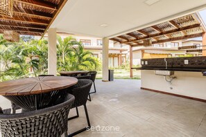Basic Apartment | Outdoor dining