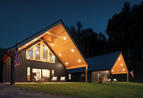 Two BRAND NEW Mountain Barndominiums / Family Getaway / Sleeps 12