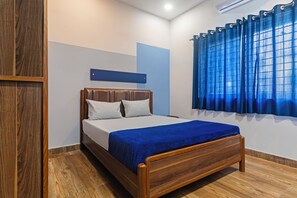 Superior Studio, City View | Free WiFi