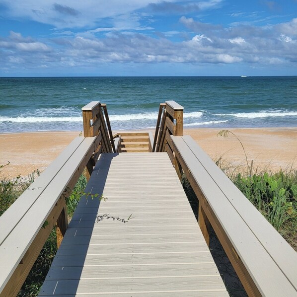 Chaises longues