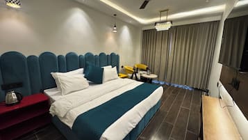 Elite Double Room, Balcony, Mountain View