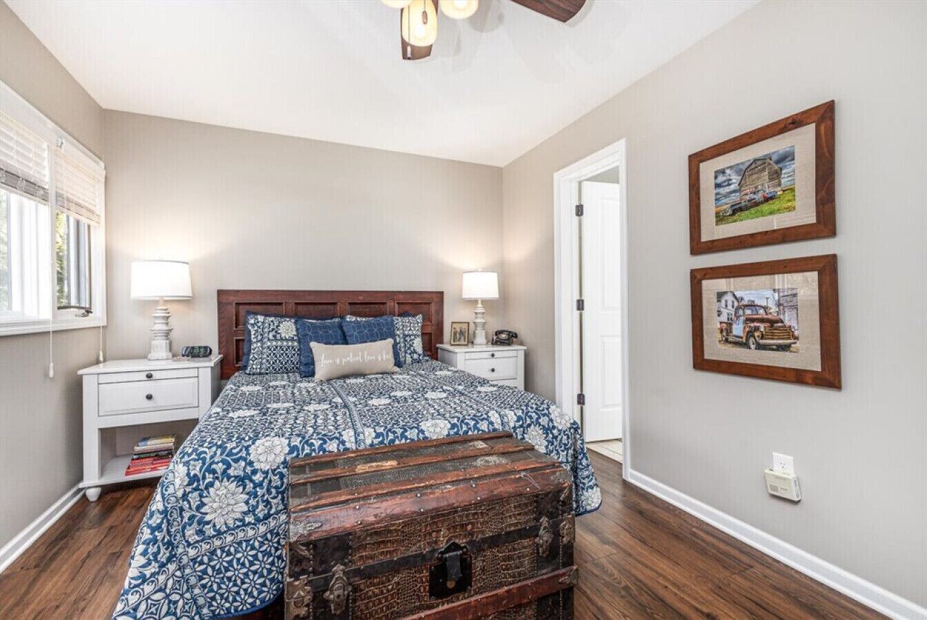 2 chambres, fer et planche à repasser, Wi-Fi gratuit, draps fournis