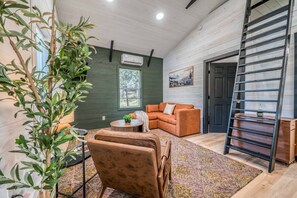 Smart TV - New Build | Cabin with Loft | Wildlife | Sleeps 6 (Alto)
