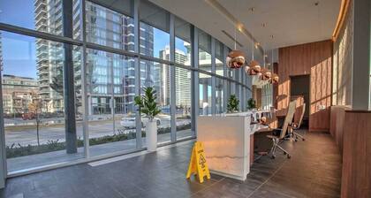 Spectacular 1+D Condo in Beyview Village with Fabulous View