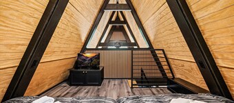A-Frame Cabin In Smoky Mountains