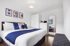 2 habitaciones, tabla de planchar con plancha y wifi gratis 