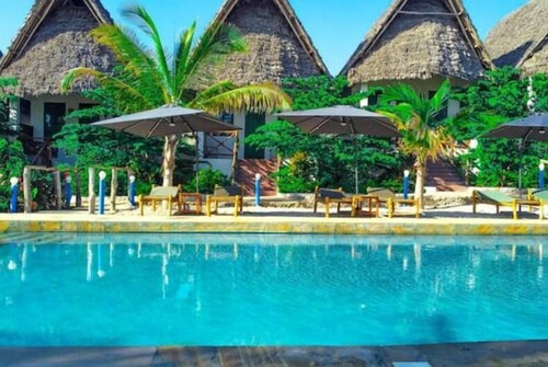 Jabali Bungalows Lodge [Room 1&2]