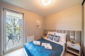 Apartament, cuina bàsica, al costat de la platja | Roba de llit d'alta qualitat i matalassos d'escuma viscoelàstica