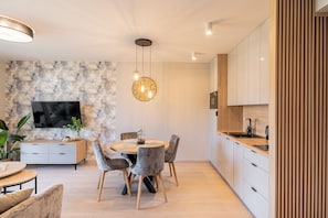 Fridge, stovetop, dishwasher, toaster - Apartamenty Przy Plaży - Posesja Plażowa (Grzybowo)