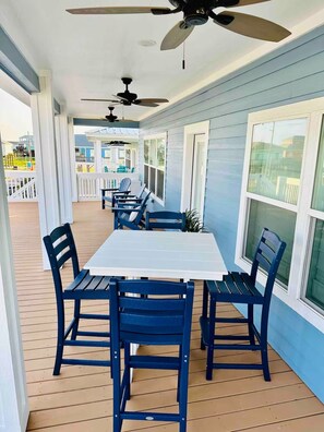 Outdoor dining - Beachside Getaway with Hot tub! (Bolivar Peninsula)
