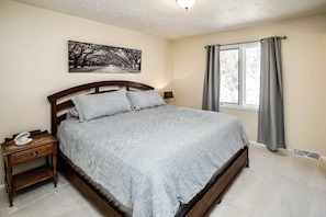3 chambres, bureau, lit de bébé portatif, accès au Wi-Fi (inclus)