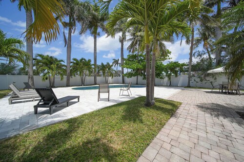 Hollywood Beach Bliss Villa Sleeps 10