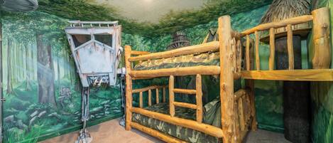 Iron/ironing board, free WiFi