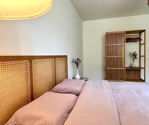 4 chambres, fer et planche à repasser, Wi-Fi, draps fournis