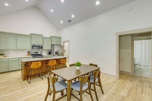 Dining - Walk to The Fields at 17 Springs: Millbrook Home! (Millbrook)