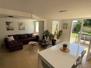 Interior - House between Land and Sea - close to the beach - pets welcome! (Les Sables-d'Olonne)