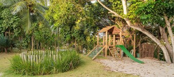Comfortable apt With Pool Near the Beach Vrl0002