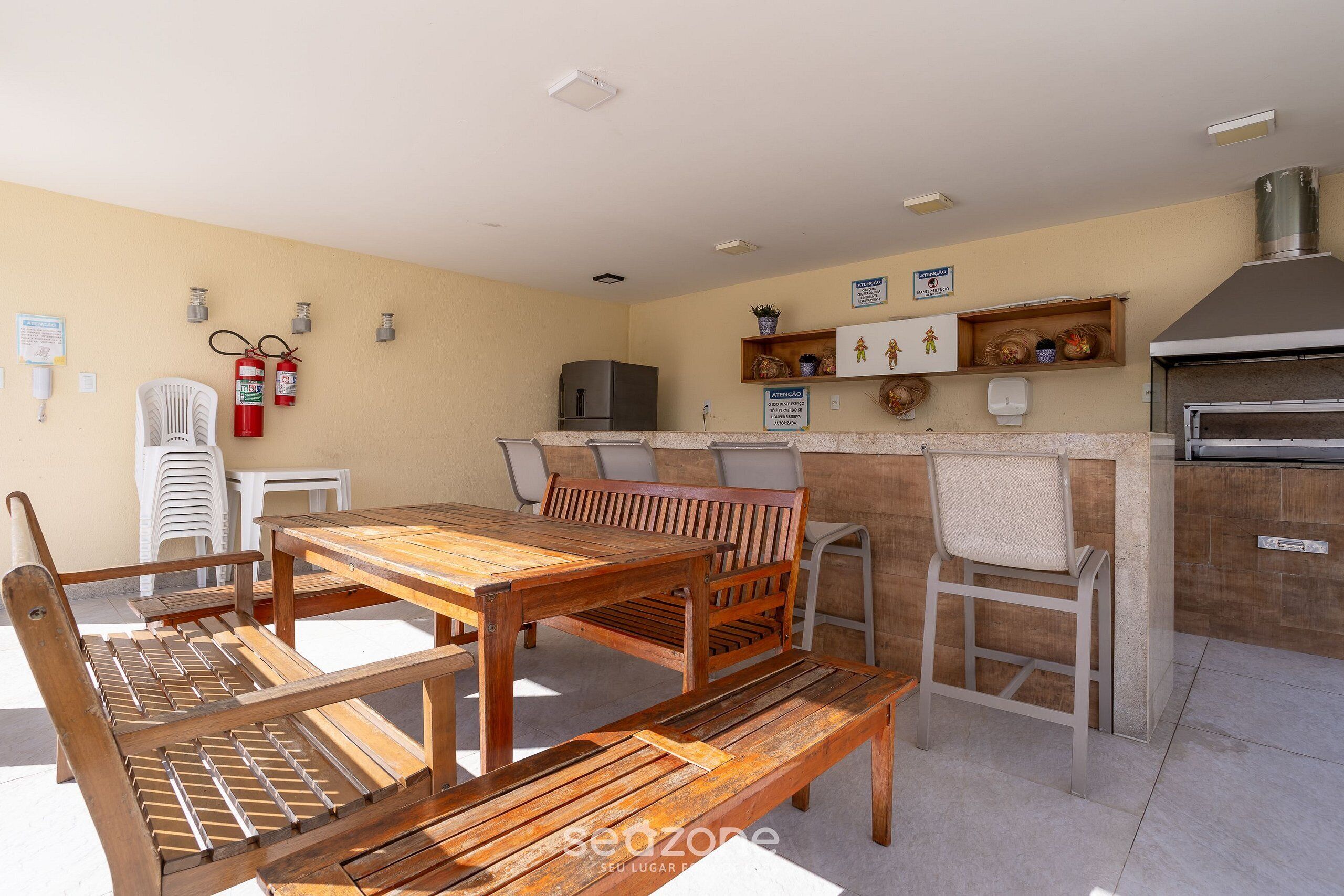 Basic Apartment | Outdoor dining