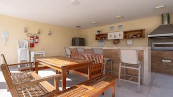 Basic-Apartment | Speisen im Freien