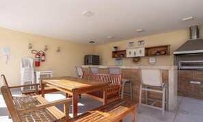 Outdoor dining - Condominium With a Pool 850m From Praia do Sul, Ilheus/ba VGT (Ilhéus)