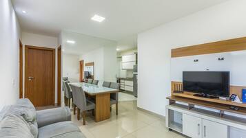 Appartamento Basic | Area soggiorno | TV