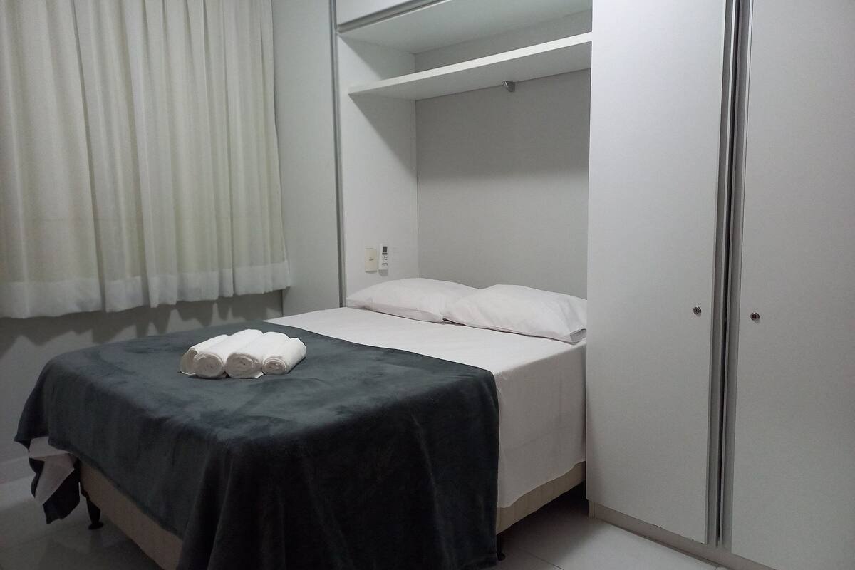 2 bedrooms