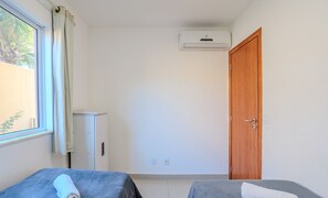 2 bedrooms
