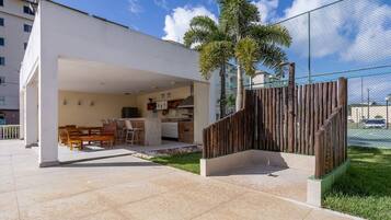 Basic Apartment | Terrace/patio