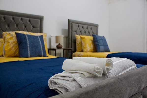 3 chambres, Wi-Fi gratuit, draps fournis