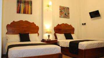 标准双人房 | 客房内保险箱、免费 WiFi、床单