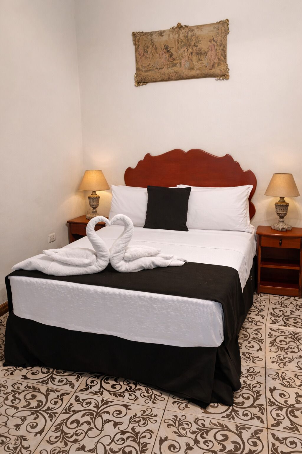 Enkeltrom – superior, 1 queensize-seng | Safe på rommet, wi-fi (inkludert) og sengetøy