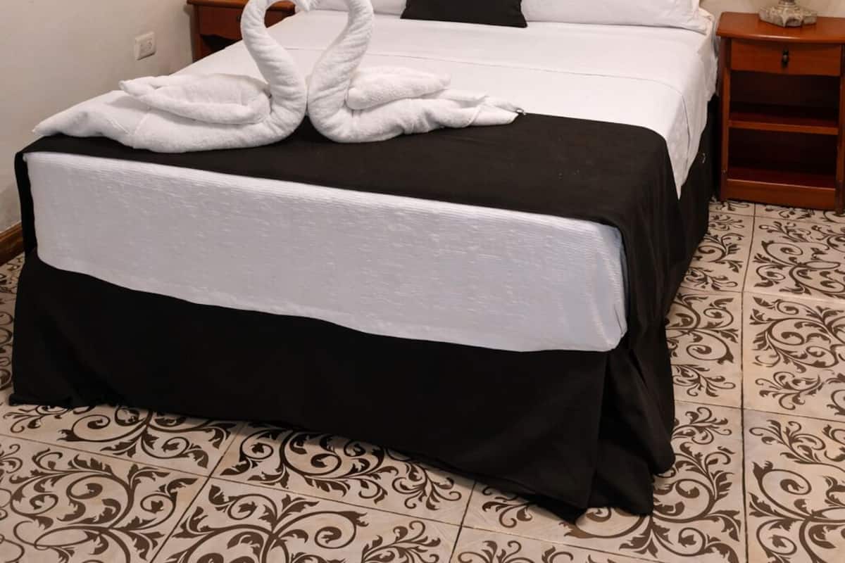 In-room safe, free WiFi, bed sheets