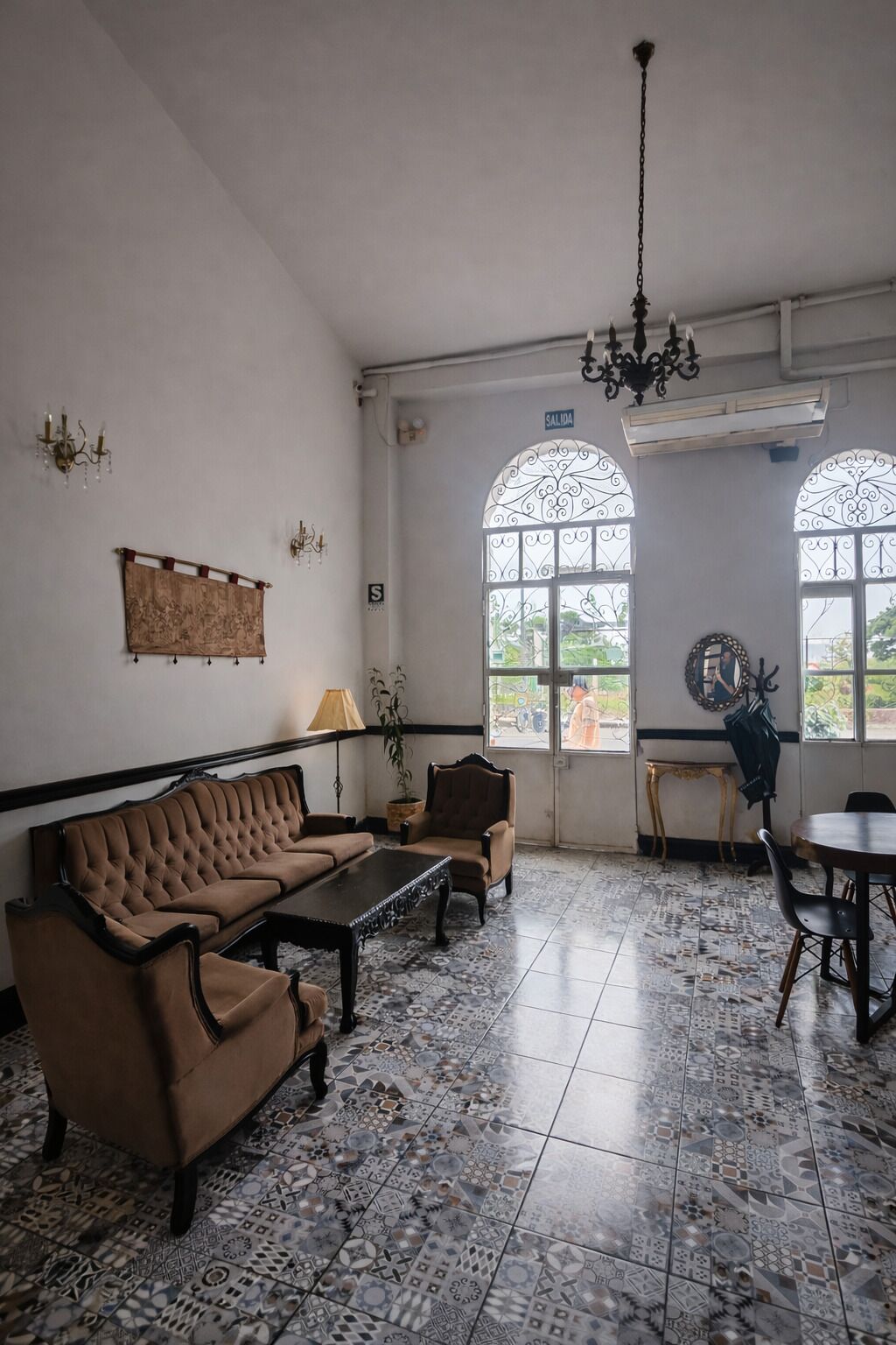 ロビー応接スペース