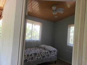 4 室のベッドルーム、WiFi、ベッドシーツ