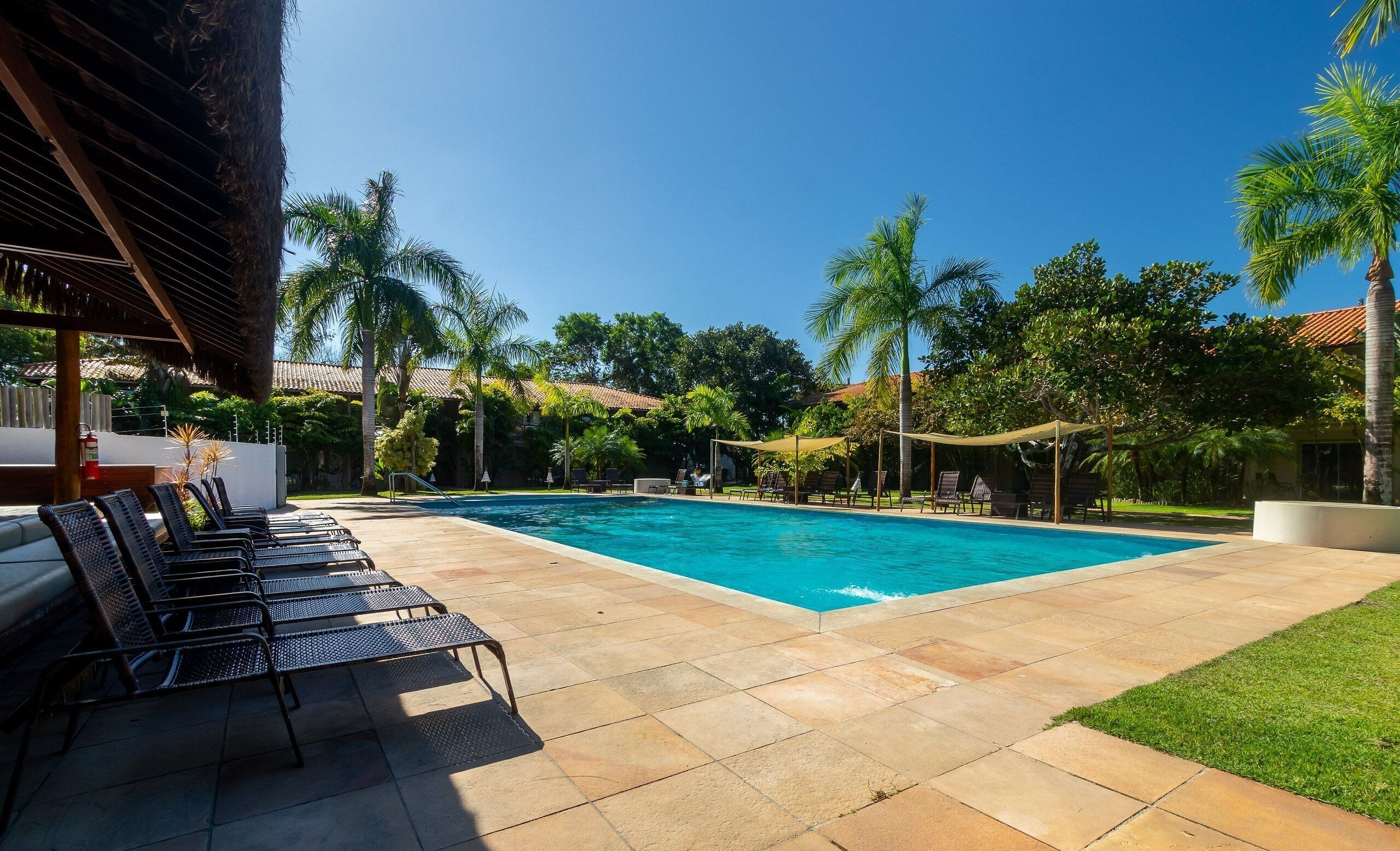 2 piscinas al aire libre
