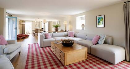 Barn conversion, Sleeps 6, Dog friendly