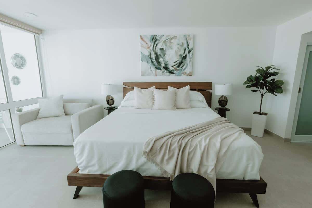 1 habitación, tabla de planchar con plancha, wifi y ropa de cama 