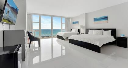 2 Beds and a beach - Ocean Front