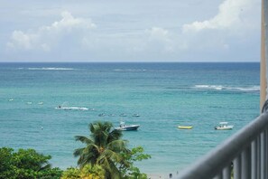 Property grounds - Lux Beachfront Studio Isla Verde (Carolina)