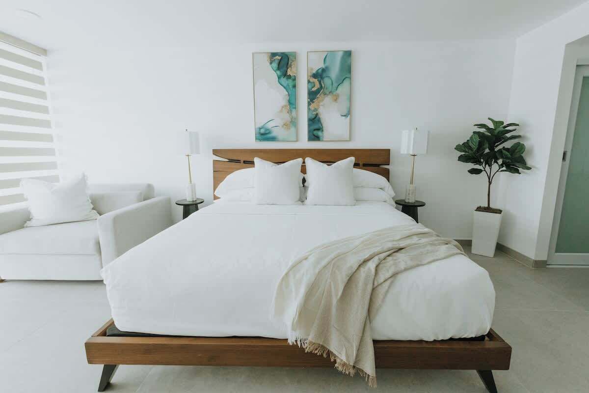 1 habitación, tabla de planchar con plancha, wifi y ropa de cama 