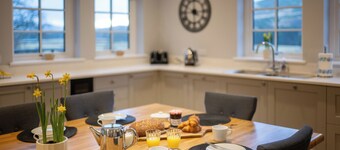 Glen View - Highland retreat with Glen & river views