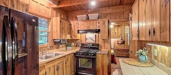 Comfy Cabin near Lake Rabun
