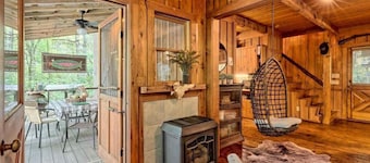 Comfy Cabin near Lake Rabun