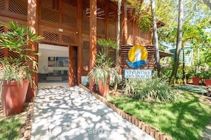 Exterior detail - Seafront Apt at Praia do Forte-ba - Vdl0010 (Mata de São João)