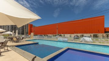 Basic Apartment | Pool