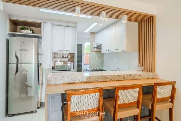 Basic Apartment | Private kitchen